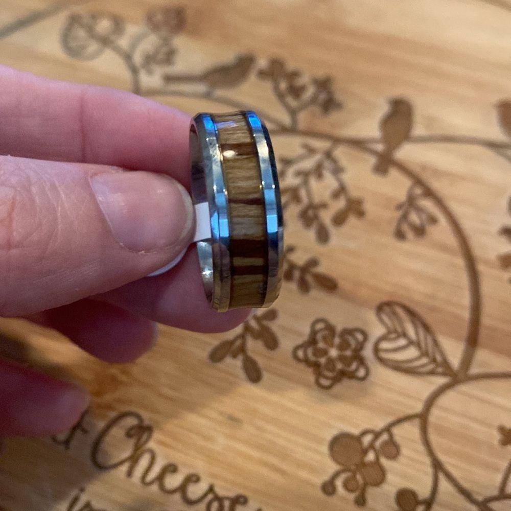 NWOT Ring (size 11) - Picture 7 of 7